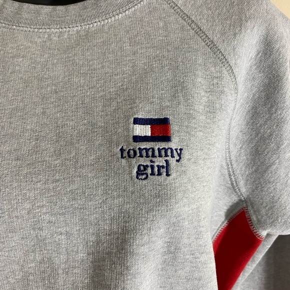 Vintage Tommy Hilfiger Tommy Girl Crewneck Sweatshirt Gray Size Medium - Picture 3 of 5